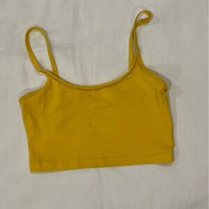 Aritizia TNA yellow crop top